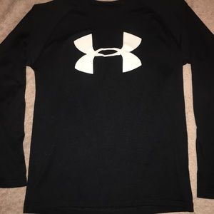Boys UA shirt